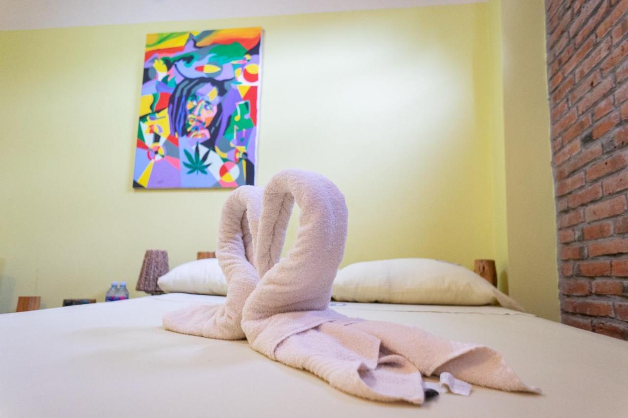 מונטניטה Hotel Boutique Hurvinek מראה חיצוני תמונה